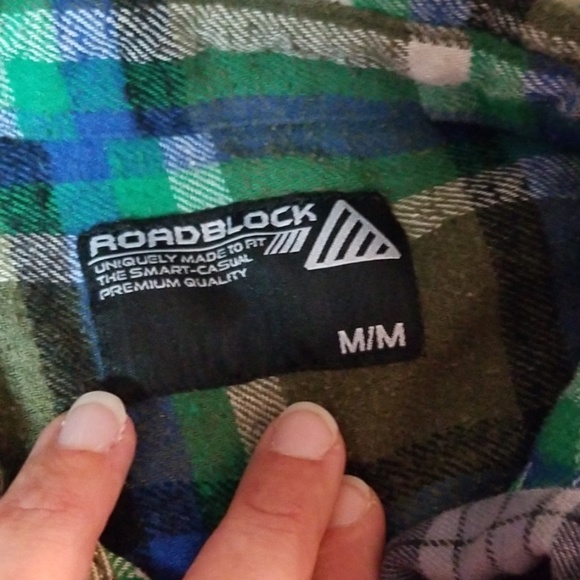 **Sold **Open Trails and Roadblock Men's flannels - Picture 3 of 3